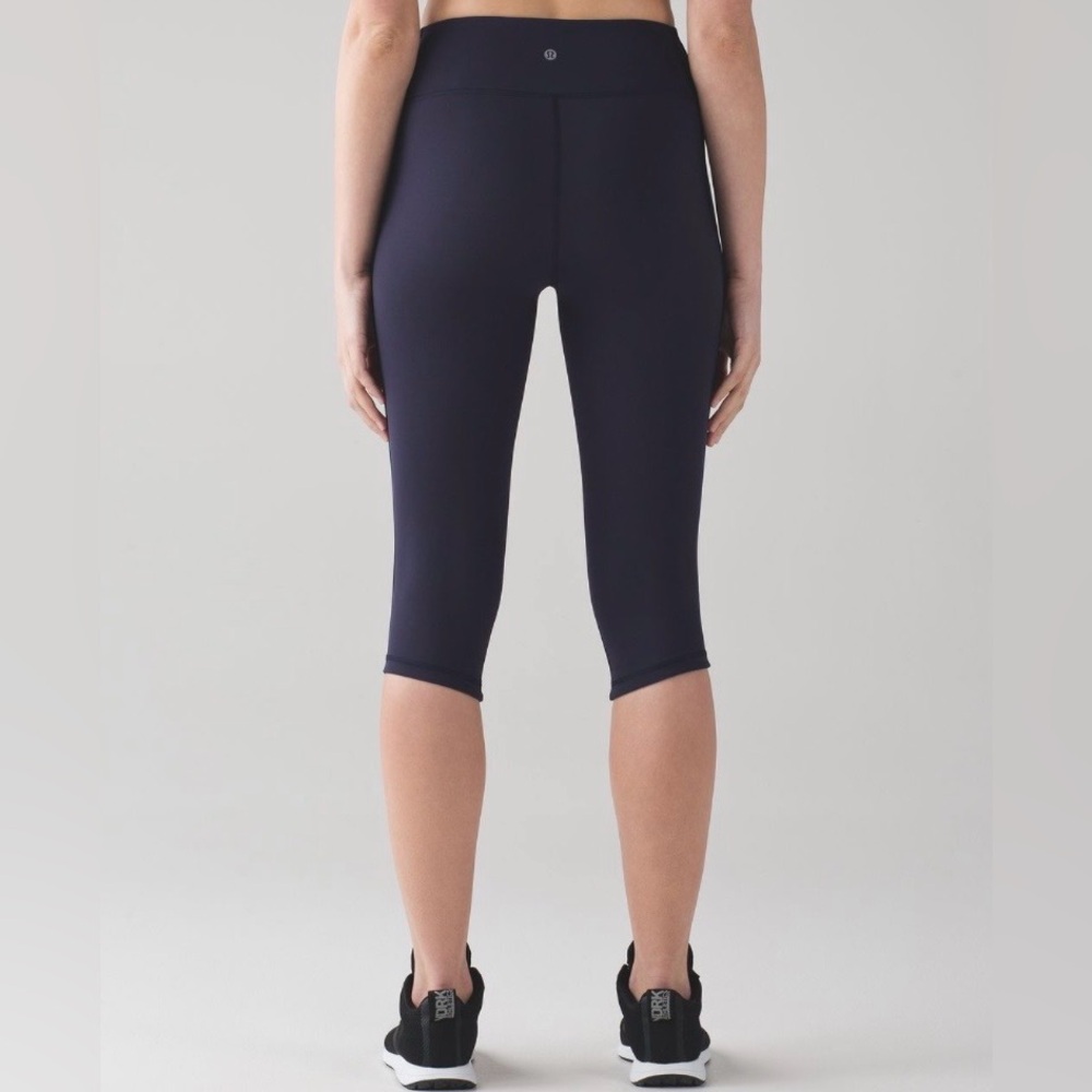 Lululemon Squad Goals Crop - Picture 3 of 16